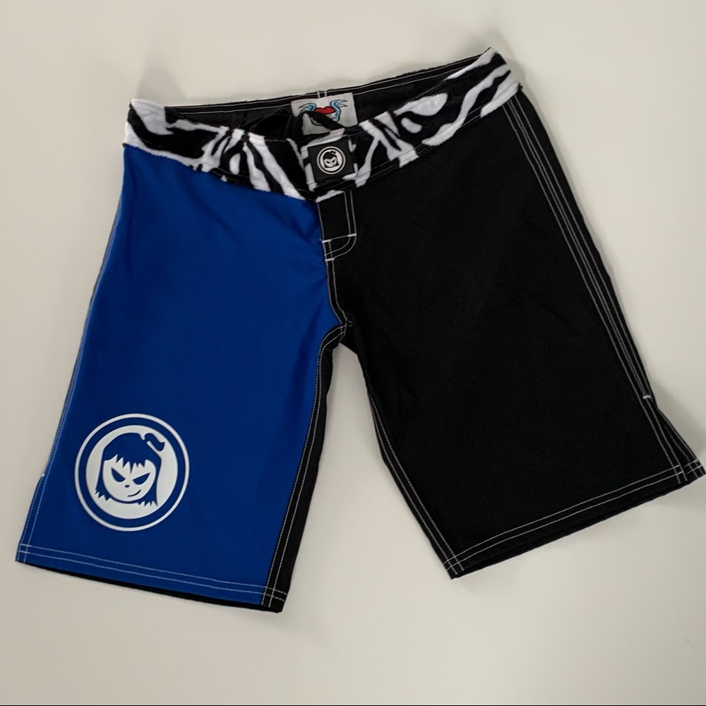 FIGHTER GIRLS MMA Board Shorts, Zebra Trim, Size 9